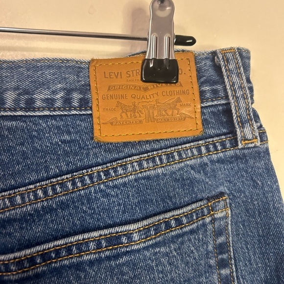 Levi’s Premium Denim Button Fly Wedgie Jean - Picture 9 of 10